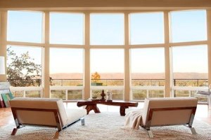 We fix jammed, broken, or noisy windows with professional carpentry service. Hinges, handles, frames, or glass — we restore everything.